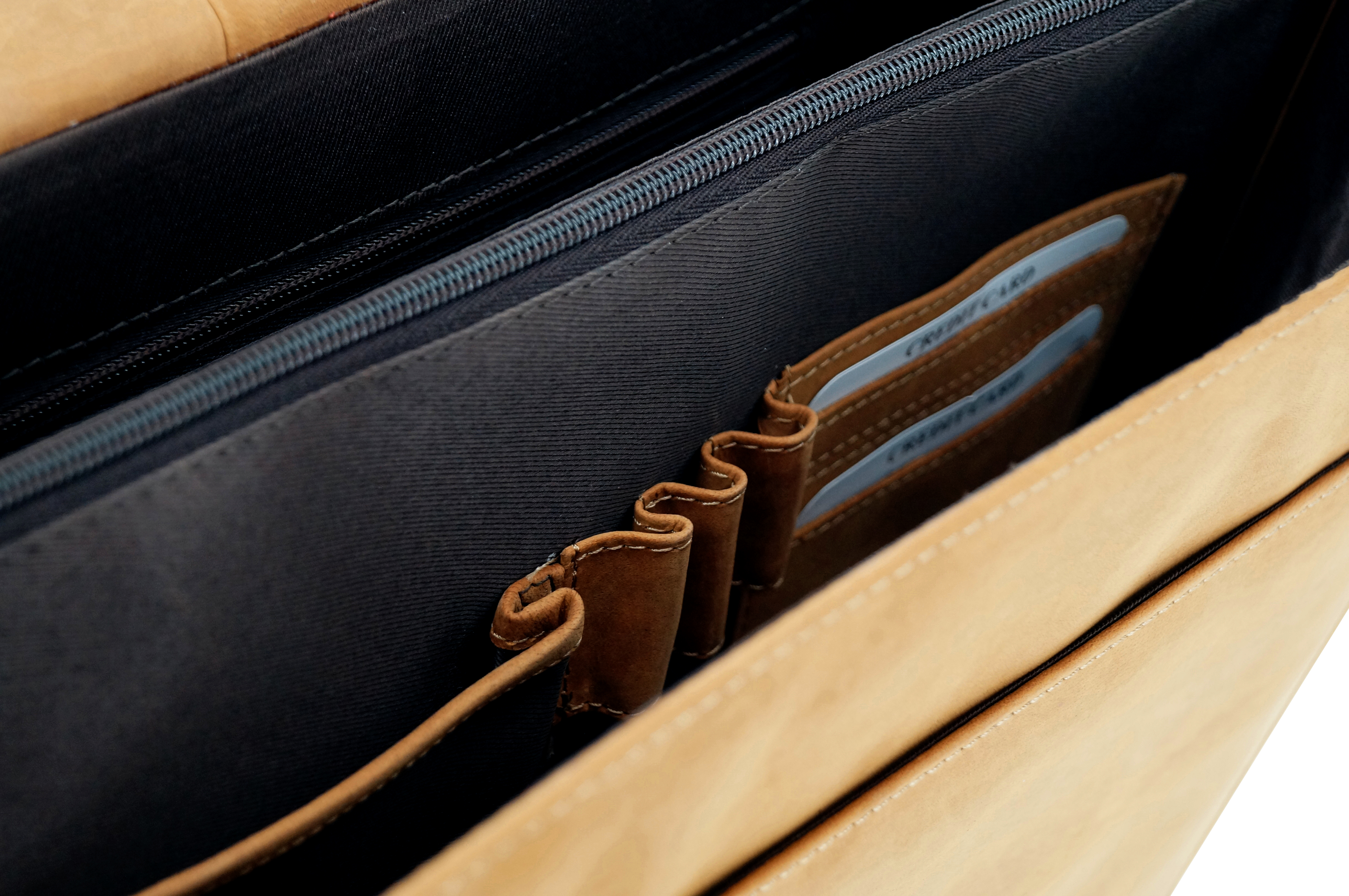 GERMANUS Aktentasche David aus Leder, Braun